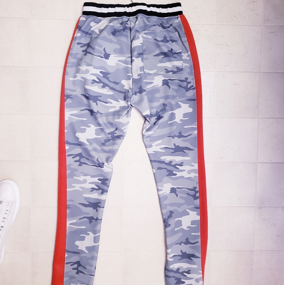 L Hudson camo track joggers from Saks - Picture 3 of 12